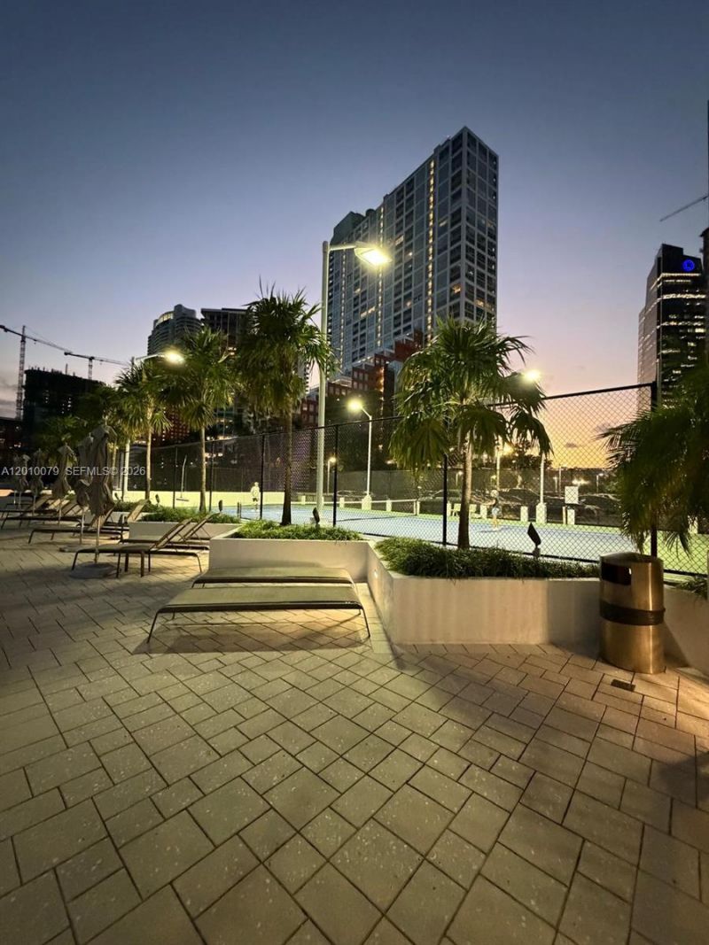 200 SE 15th Rd , Unit 7I, Miami, FL 33129 Photo