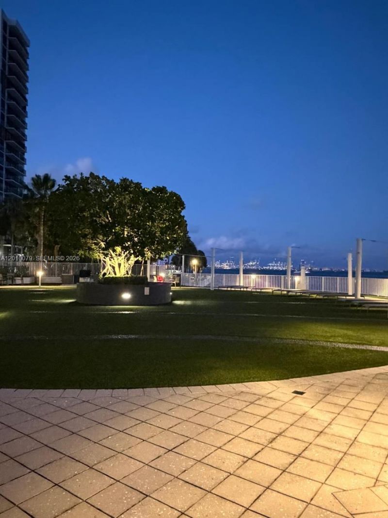 200 SE 15th Rd , Unit 7I, Miami, FL 33129 Photo