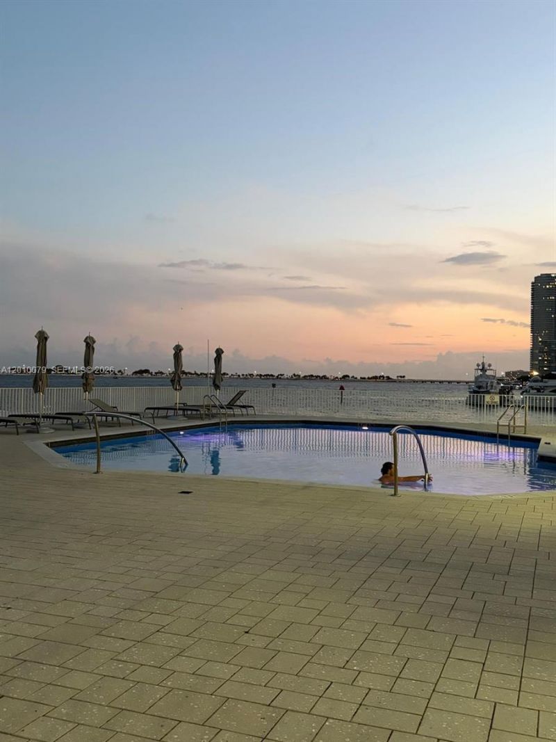 200 SE 15th Rd , Unit 7I, Miami, FL 33129 Photo