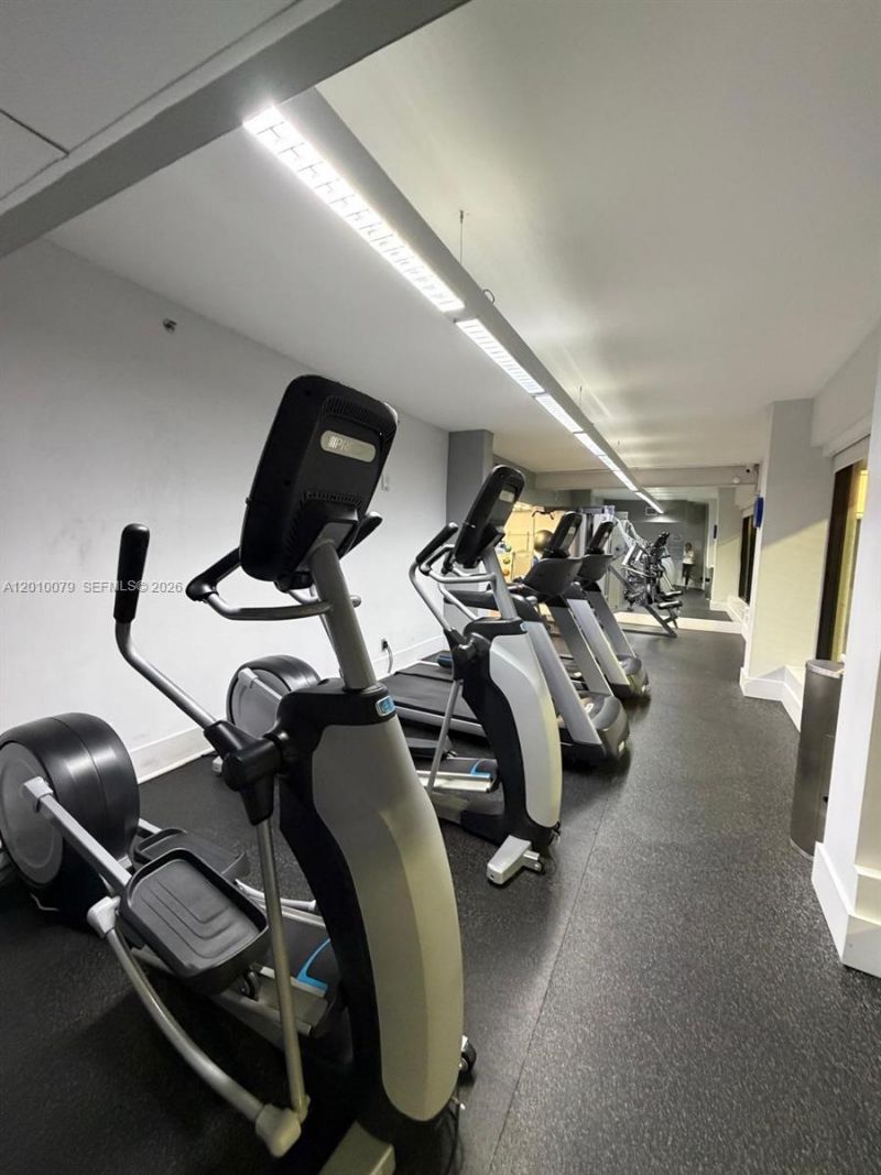 200 SE 15th Rd , Unit 7I, Miami, FL 33129 Photo