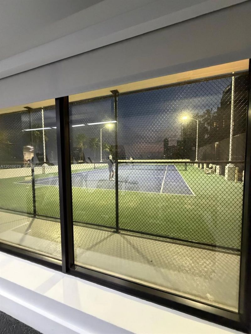 200 SE 15th Rd , Unit 7I, Miami, FL 33129 Photo