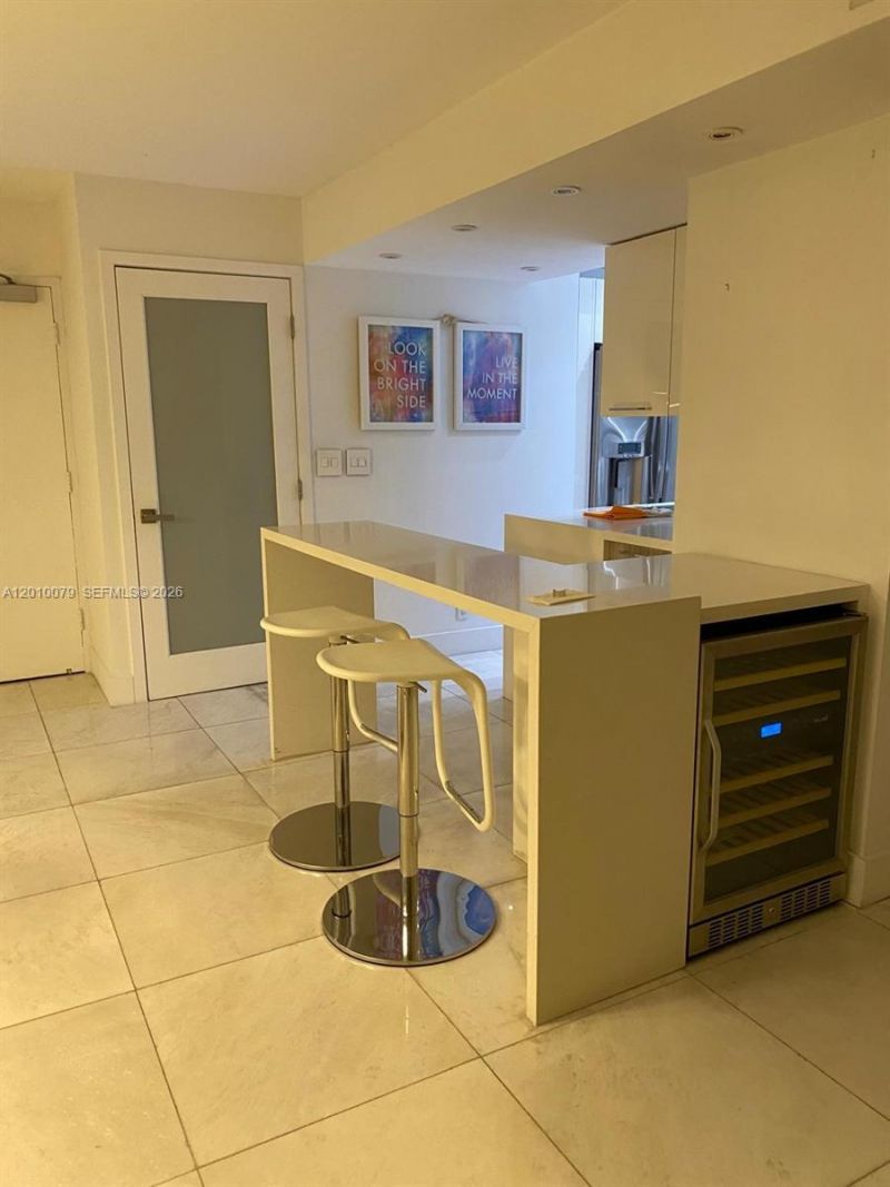 200 SE 15th Rd , Unit 7I, Miami, FL 33129 Photo