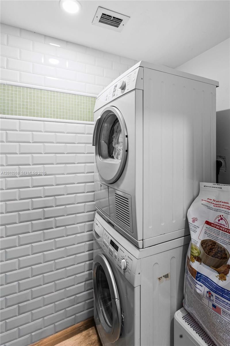 1821 Jefferson Ave , Unit 306, Miami Beach, FL 33139 Photo