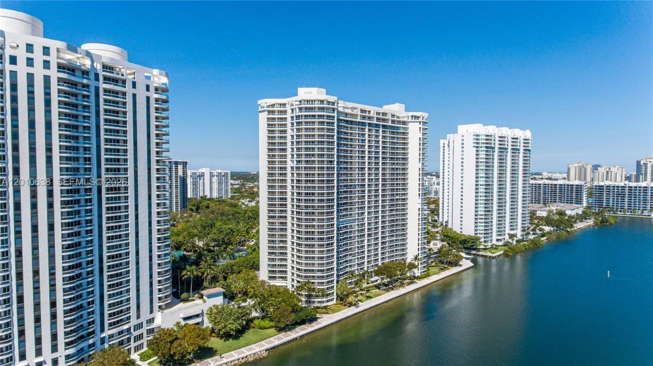 7000 Island Blvd , Unit 1402, Aventura, FL 33160 Photo