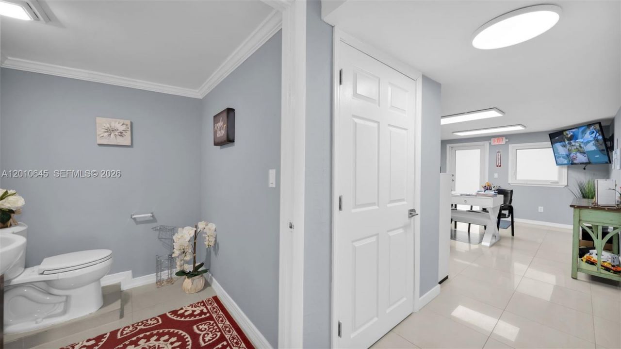 2635 SW Pine Island Rd. Cape Coral, Cape Coral, FL 33991 Photo