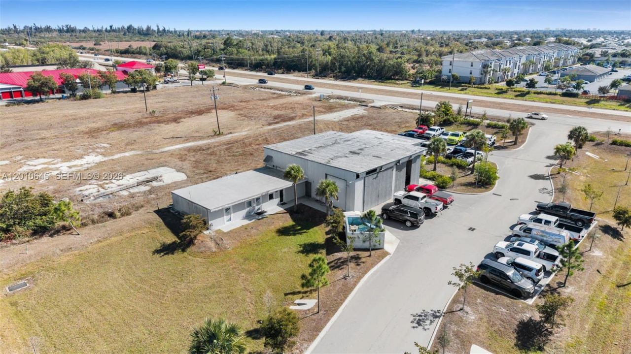 2635 SW Pine Island Rd. Cape Coral, Cape Coral, FL 33991 Photo