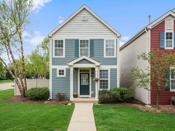 3596 Hyde Park Court , Elgin, IL 60124