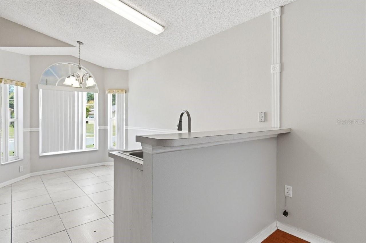 1537 Ridge Pointe Drive , Orlando, FL 32808 Photo