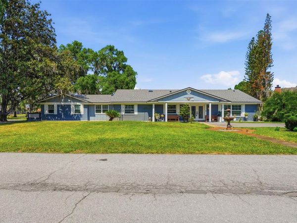3678 E LAKE DRIVE , LAND O LAKES, FL 34639