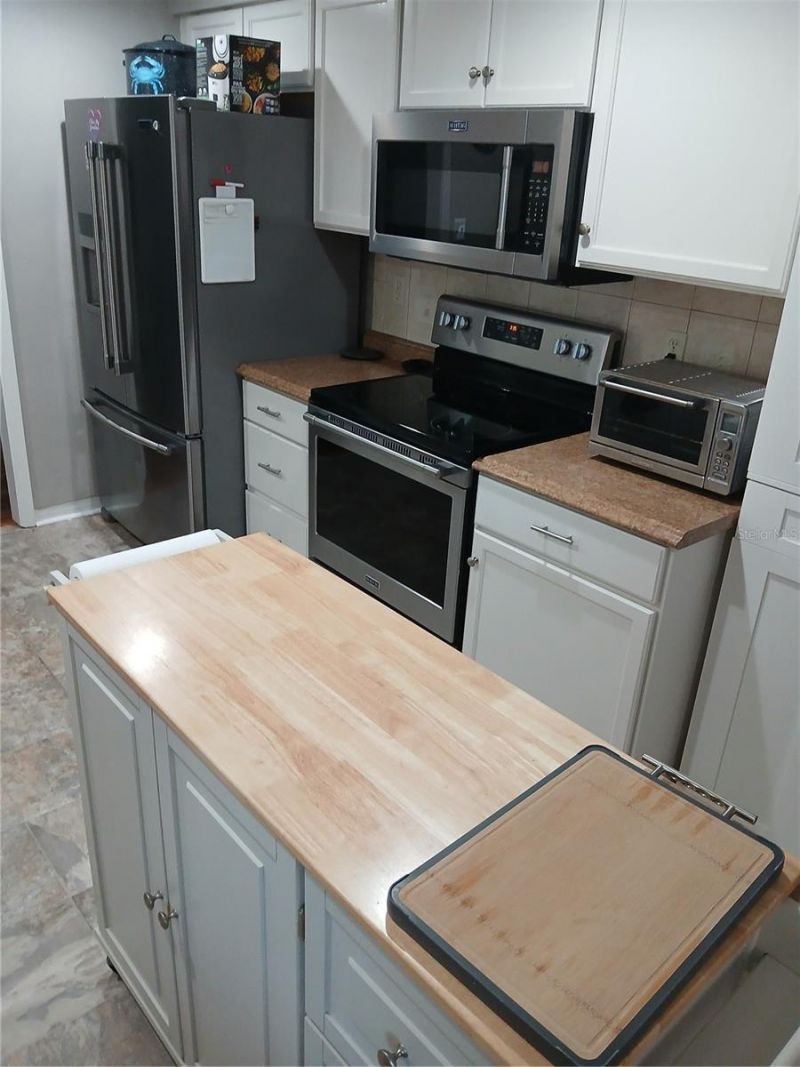 5550 Front Drive , Holiday, FL 34690 Photo