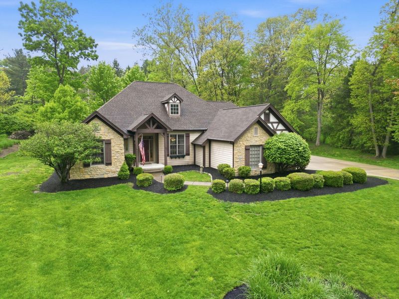 1159 Stone Run Court, Lancaster, OH 43130 Photo 2