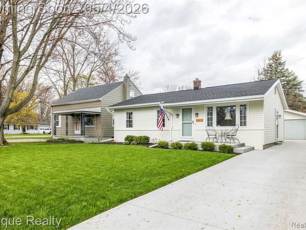 2413 Church Street, Port Huron, MI 48060
