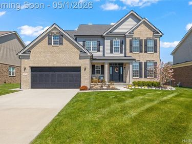 50976 Woodford Drive, CANTON, MI 48188