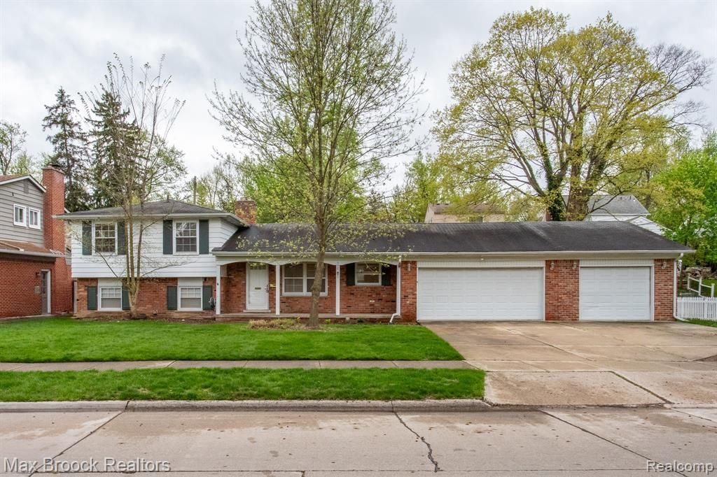 3026 Vinsetta Boulevard, Royal Oak, MI 48073 Main Photo