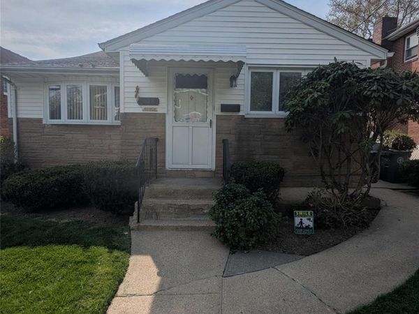 708 127th Street , College Point, NY 11356