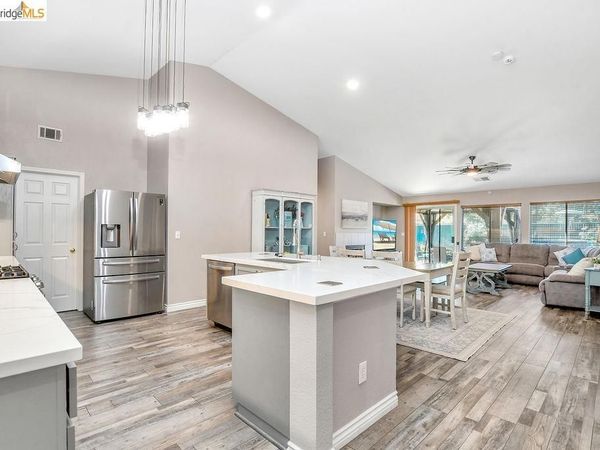 1129 Prewett Ranch Dr, Antioch, CA 94531