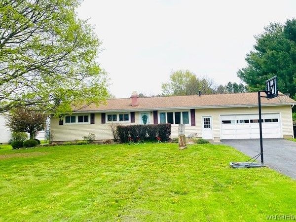 4743 Cottage Road , Gasport, NY 14067