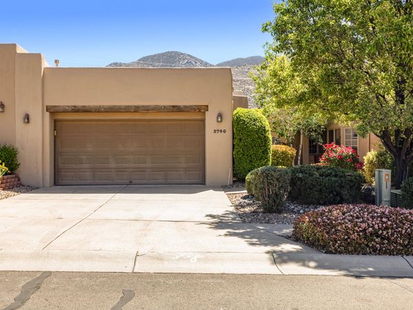 3740 Ridge Pointe Loop NE, Albuquerque, NM 87111