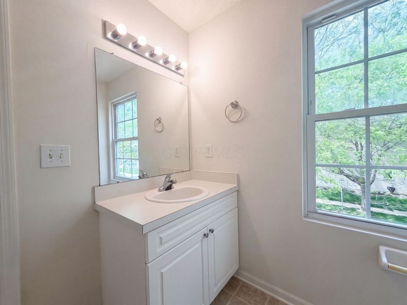 825 Summerville Drive , Delaware, OH 43015 Photo 21