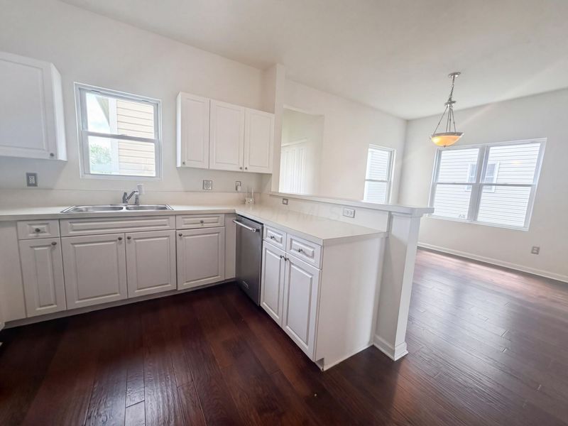 825 Summerville Drive , Delaware, OH 43015 Photo 8