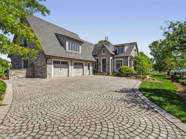 1465 Drakes Ridge Lane , Bowling Green, KY 42103