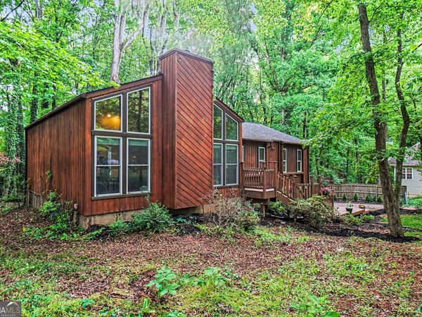 2411 Emberwood Court NW, Kennesaw, GA 30152