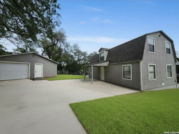 207 OAKLANE ST, Canyon Lake, TX 78133