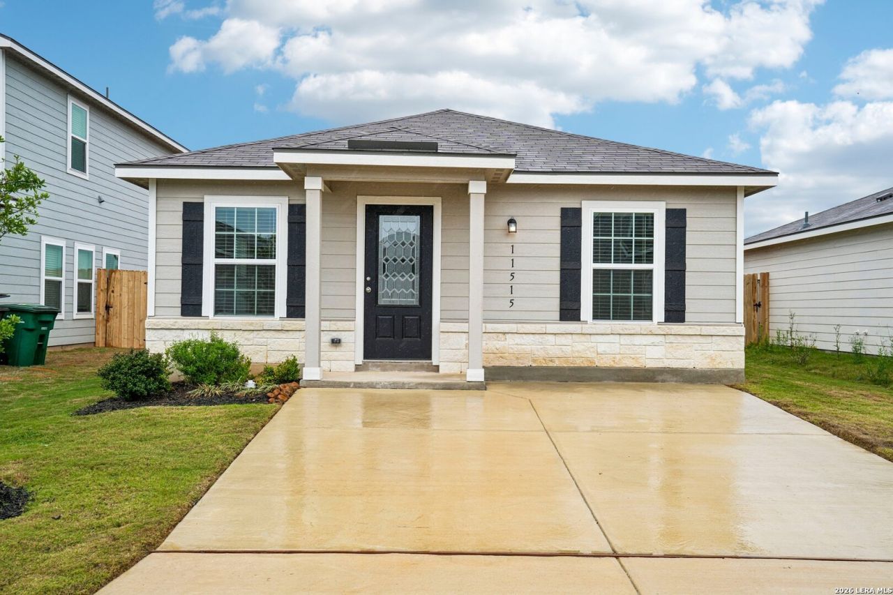 11515 Barn Owl Alley, San Antonio, TX 78223 Main Photo