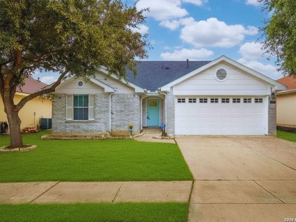 8514 Snakeweed Dr, Converse, TX 78109