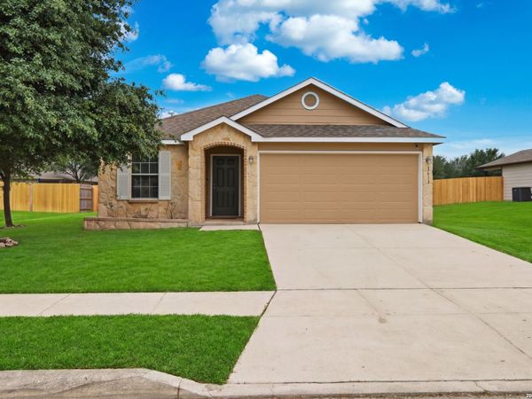 3613 Lazy Diamond, Selma, TX 78154
