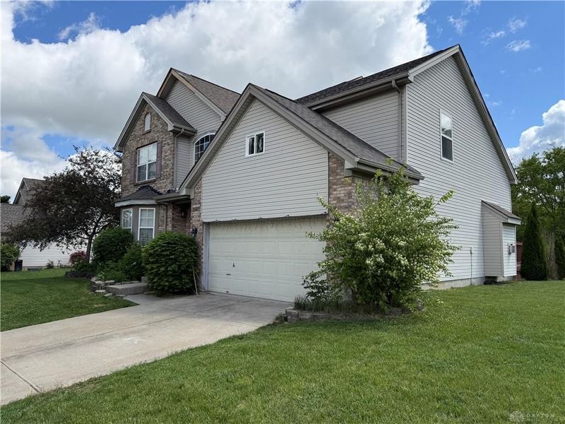 2545 Hillsdale Drive, Beavercreek, OH 45431 Photo 2