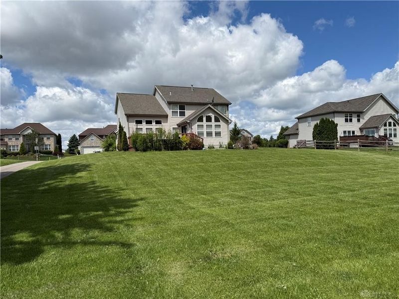 2545 Hillsdale Drive, Beavercreek, OH 45431 Photo 4