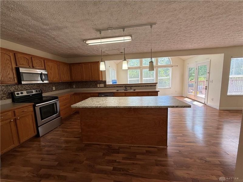 2545 Hillsdale Drive, Beavercreek, OH 45431 Photo 8