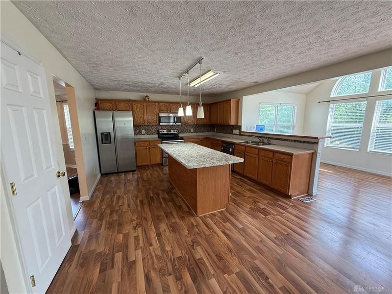 2545 Hillsdale Drive, Beavercreek, OH 45431 Photo 9