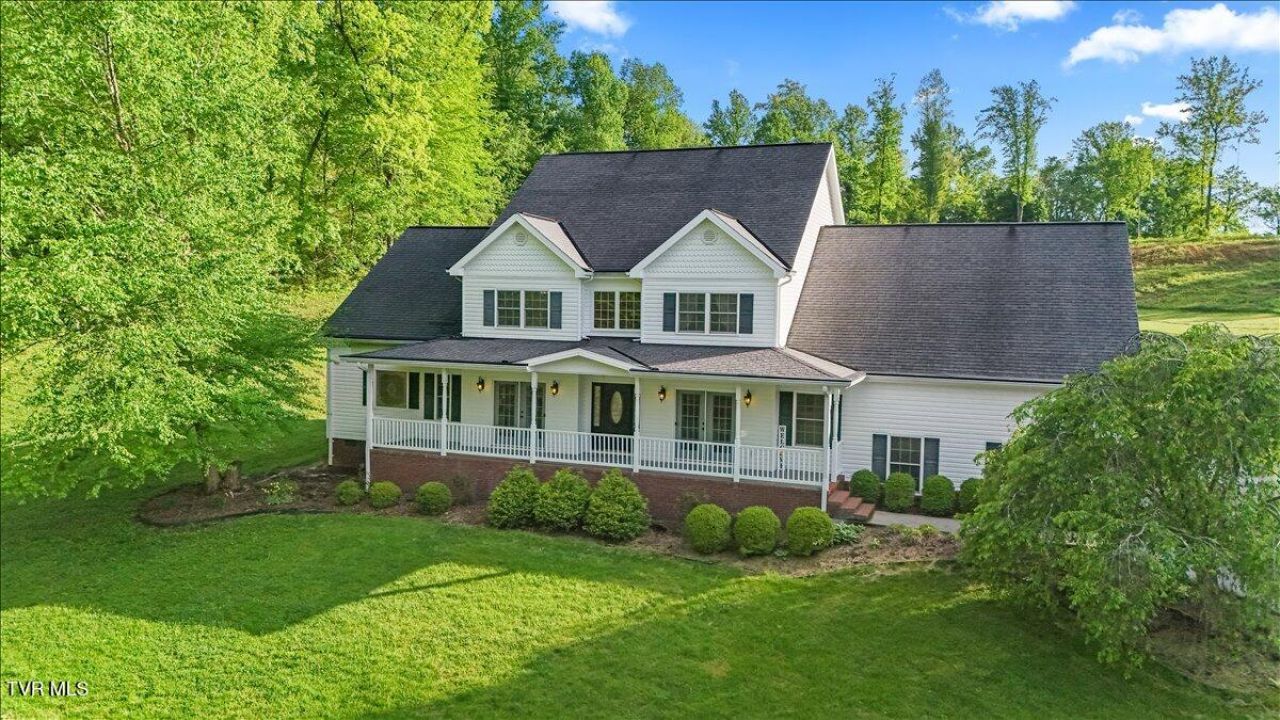 307 Fairridge Road, Johnson City, TN 37604 Main Photo