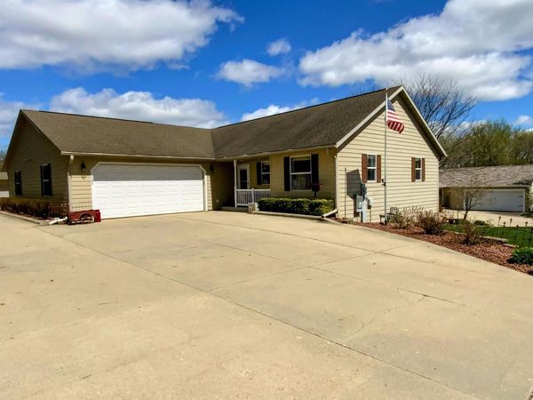 380 Sunset Drive, Milton, WI 53563