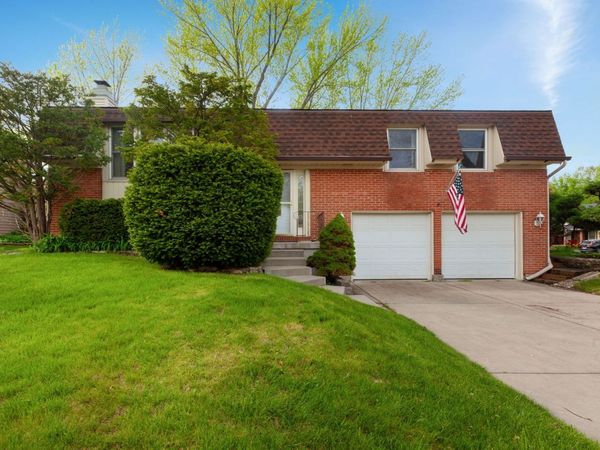 3990 Hudson Drive , Hoffman Estates, IL 60192