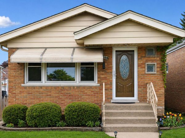 3708 S Central Avenue , Cicero, IL 60804