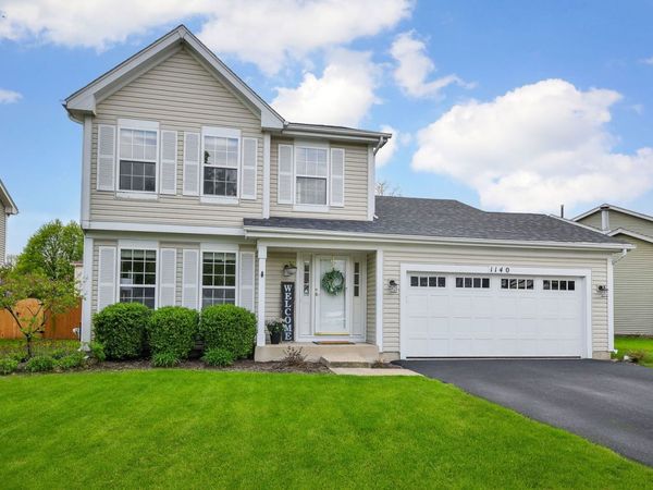 1140 Lakewood Circle, Naperville, IL 60540