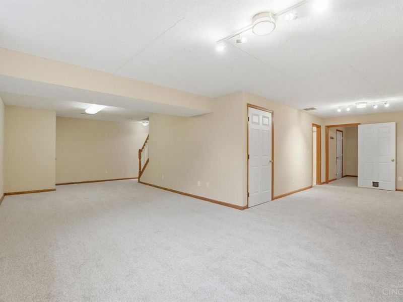 1264 Kables Mill Drive, Sugarcreek Twp, OH 45305 Photo 53