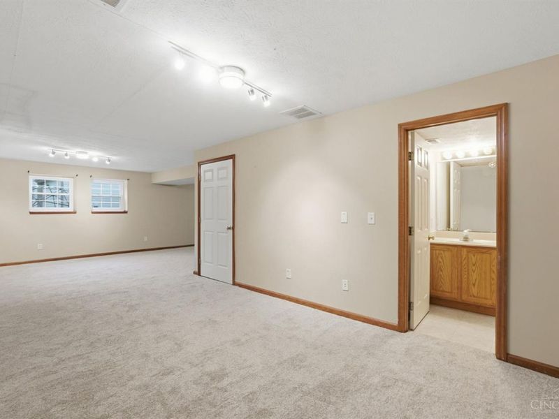1264 Kables Mill Drive, Sugarcreek Twp, OH 45305 Photo 55