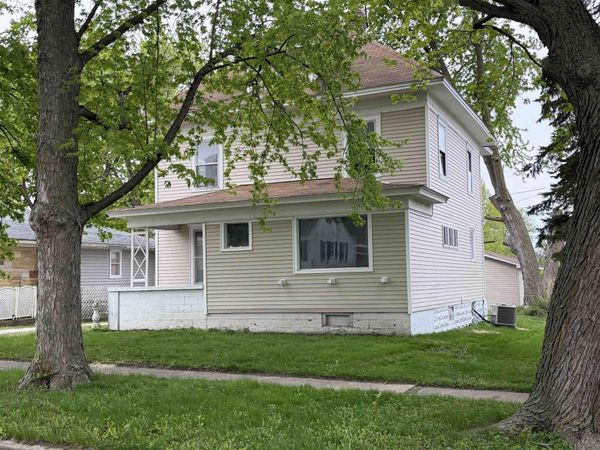 20 5TH AVE SE , Oelwein, IA 50662