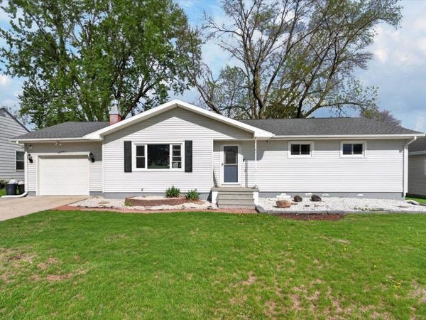 1225 5th. Street, Jesup, IA 50648