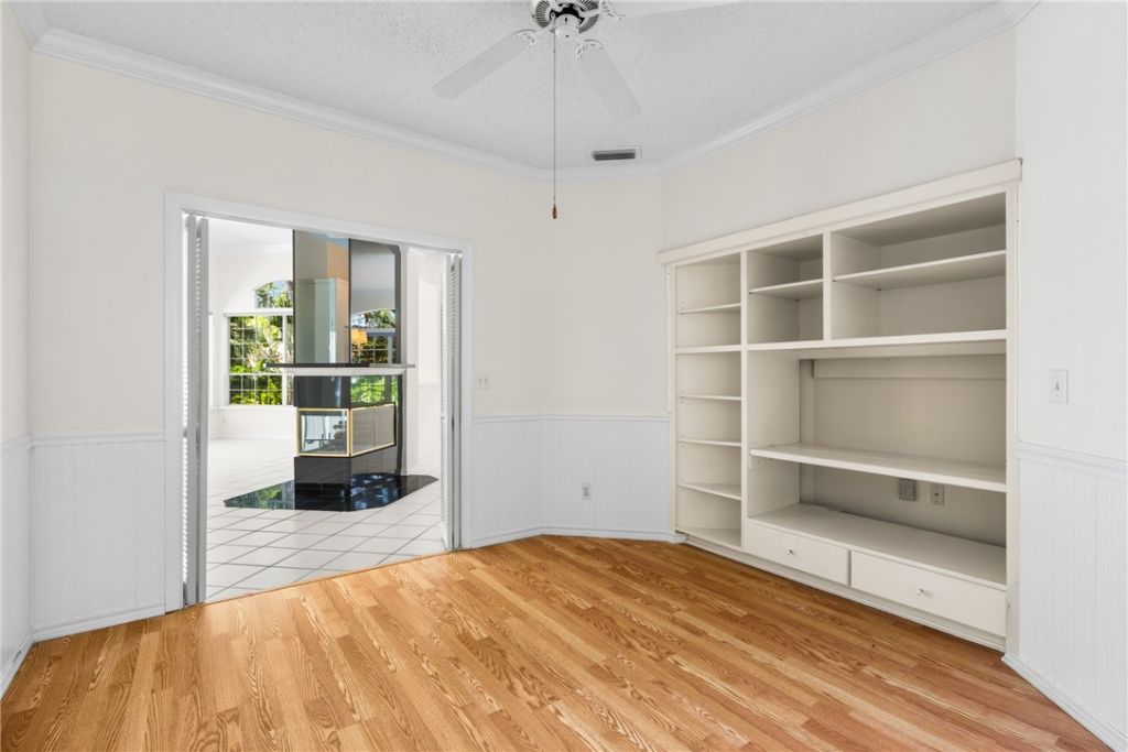8861 Lakeside Circle, Vero Beach, FL 32963 Photo