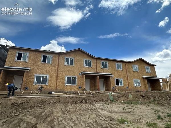 1718 Sandtoft Heights, Colorado Springs, CO 80951