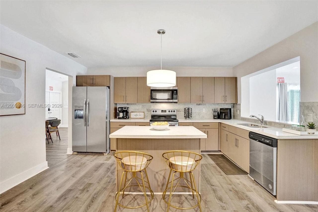 1960 SW 51st Ter , Plantation, FL 33317 Photo