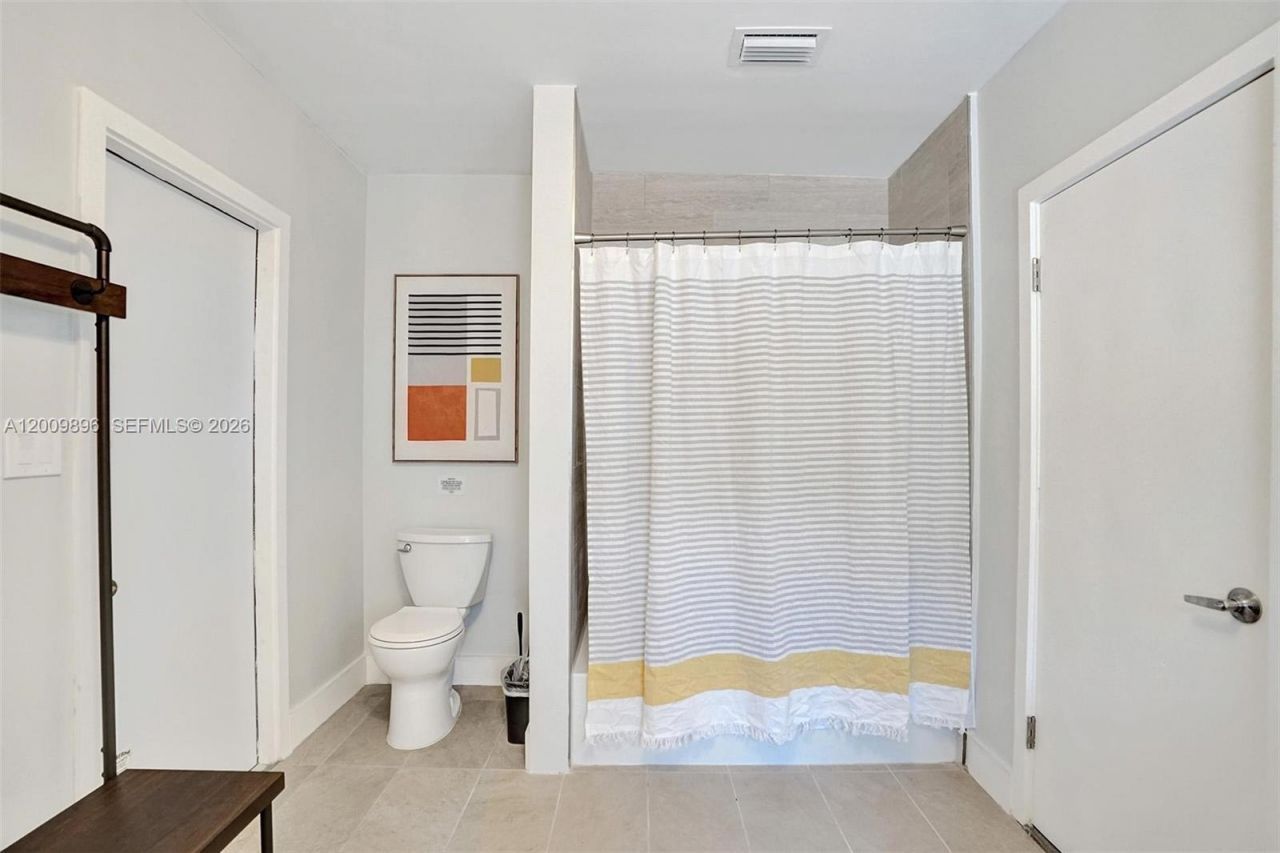 1960 SW 51st Ter , Plantation, FL 33317 Photo