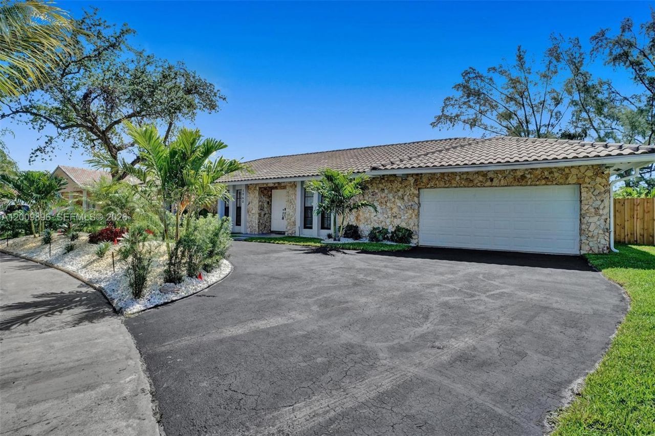 1960 SW 51st Ter , Plantation, FL 33317 Photo