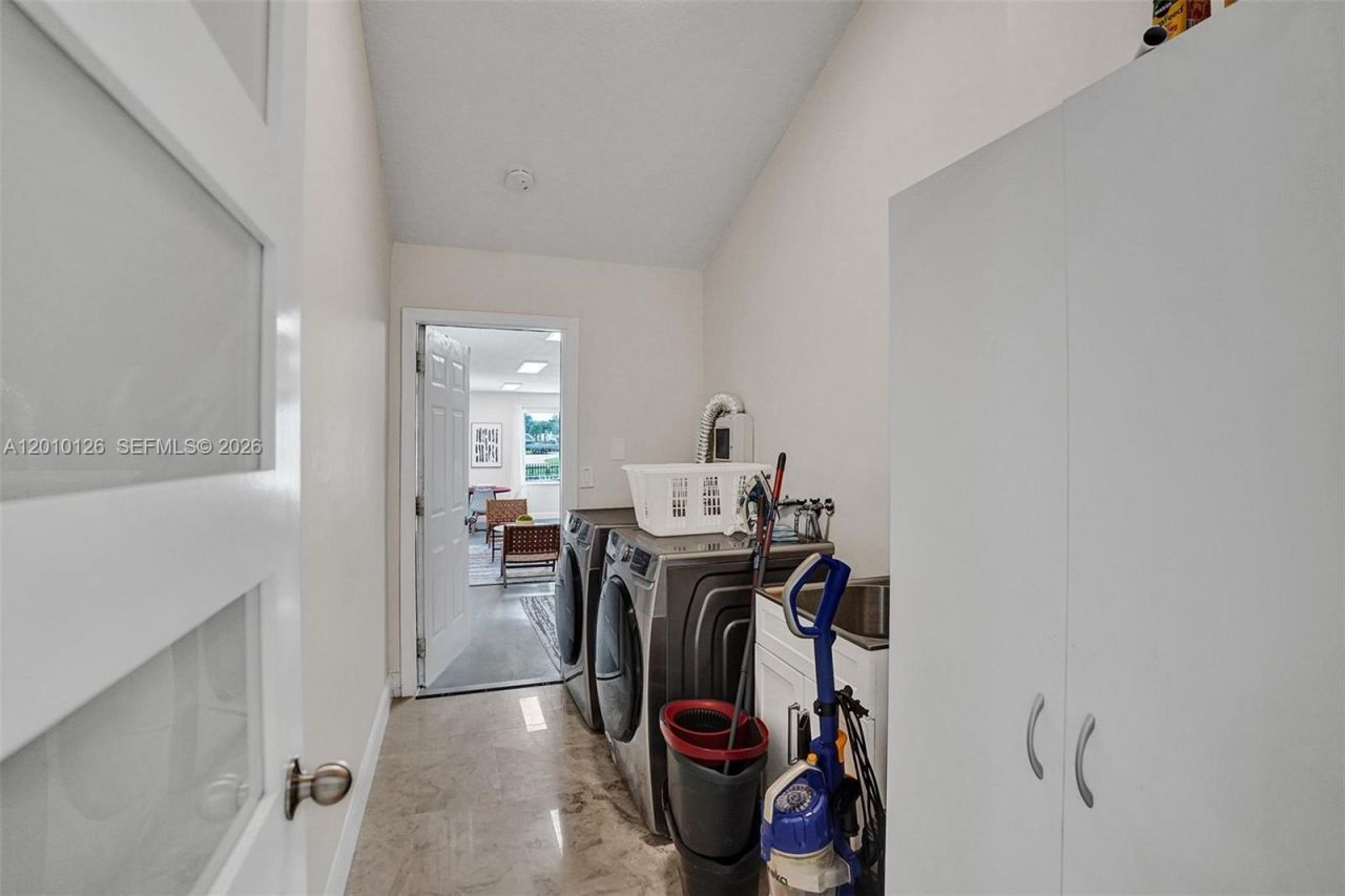16301 SW 62nd St , Southwest Ranches, FL 33331 Photo