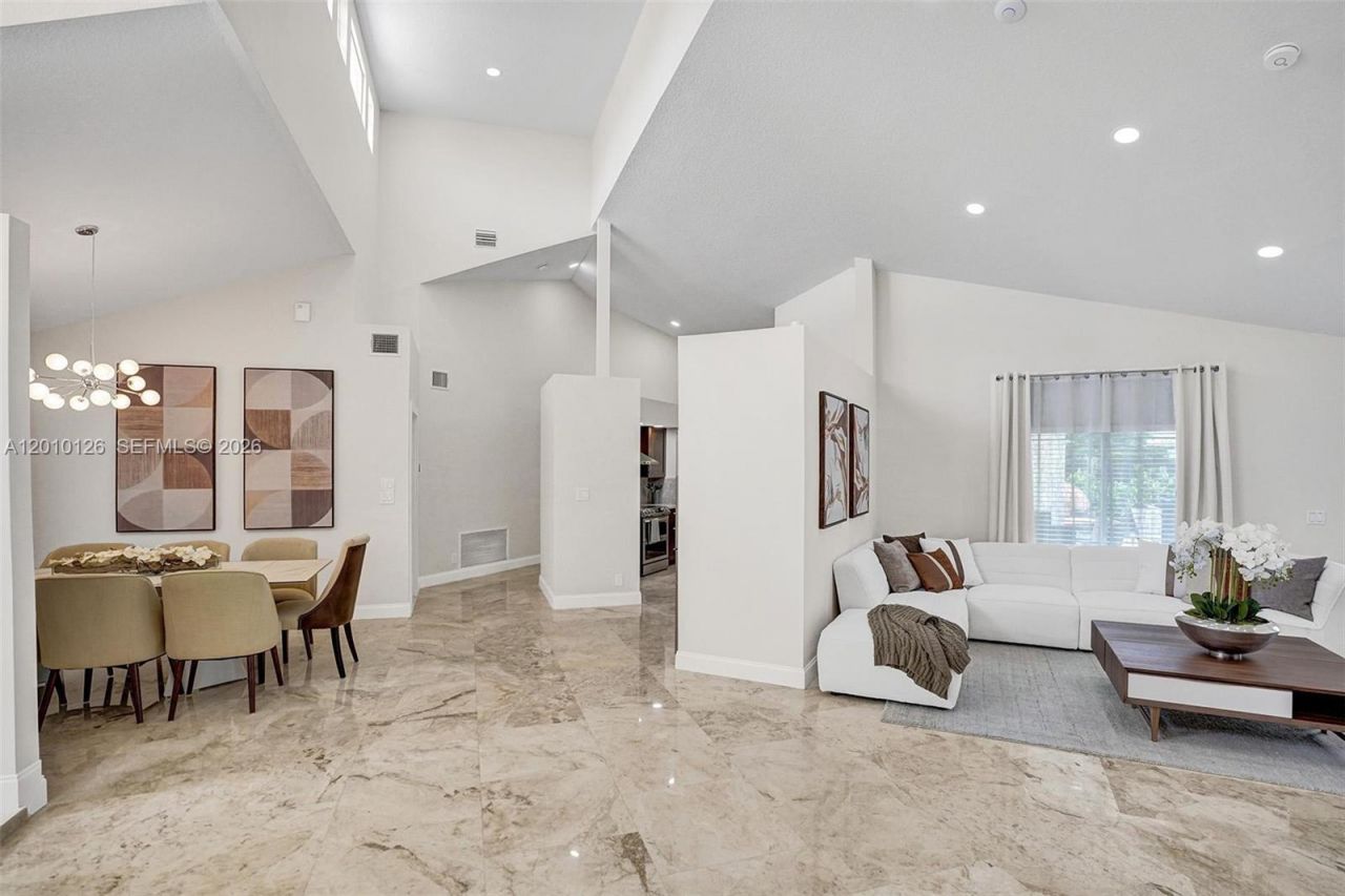 16301 SW 62nd St , Southwest Ranches, FL 33331 Photo